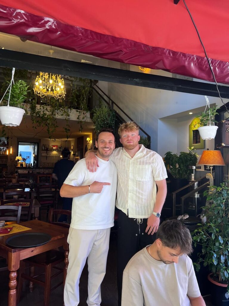 SnapInsta.to_541583639_18093955708649211_1129218166822153968_n Ristorante con specialità milanesi al Naviglio Grande Milano